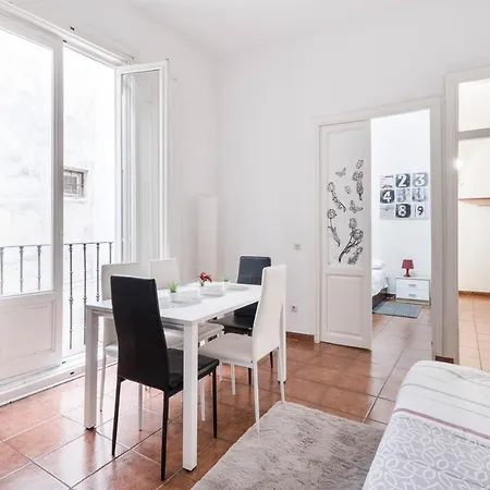 Comfy 4 Rooms Apt In The Heart Of Chueca Madrid Exterior photo