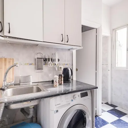 Comfy 4 Rooms Apt In The Heart Of Chueca Madrid Exterior photo