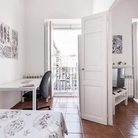 Comfy 4 Rooms Apt In The Heart Of Chueca Madrid Exterior photo